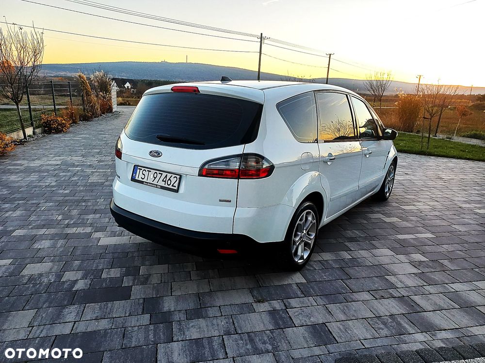 Ford S-Max 2.0 TDCi DPF Titanium - 6