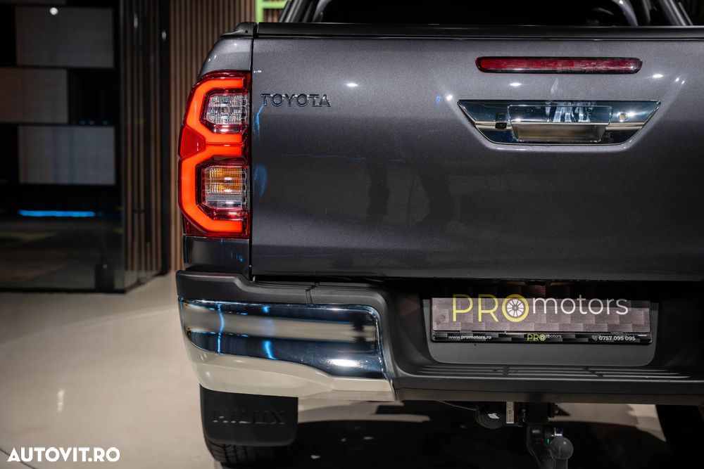 Toyota Hilux 2.4D 150CP 4x4 Double Cab AT Executive - 18