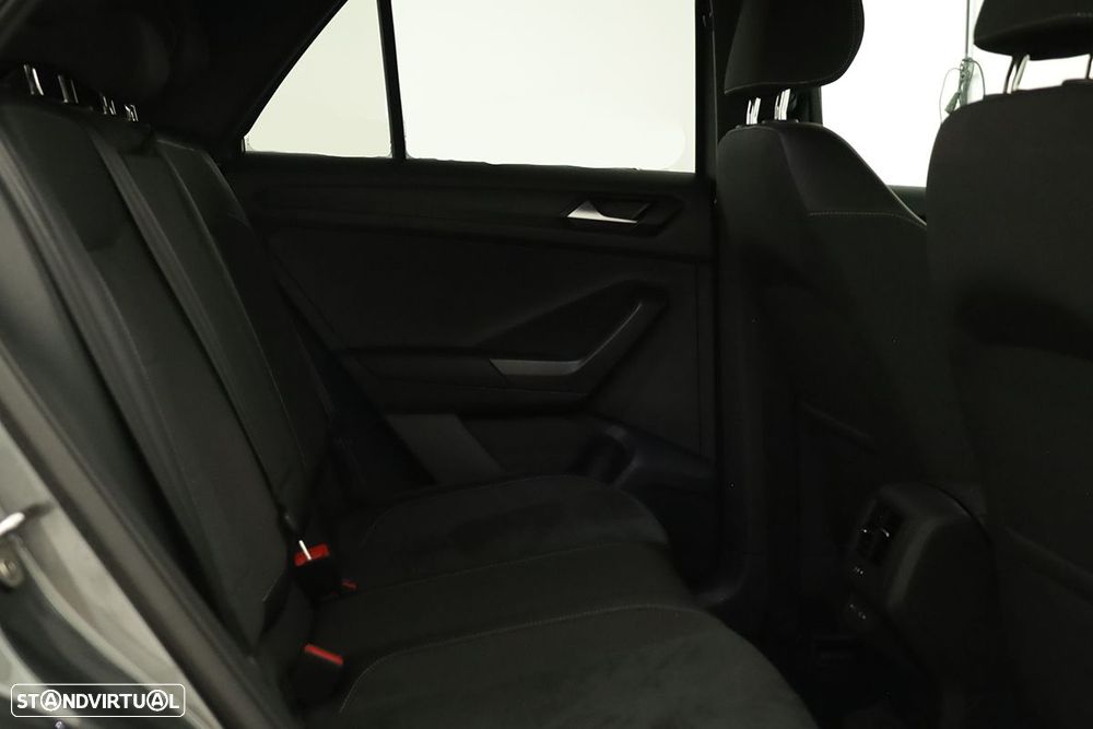 VW T-Roc 1.5 TSI Black Style DSG - 19