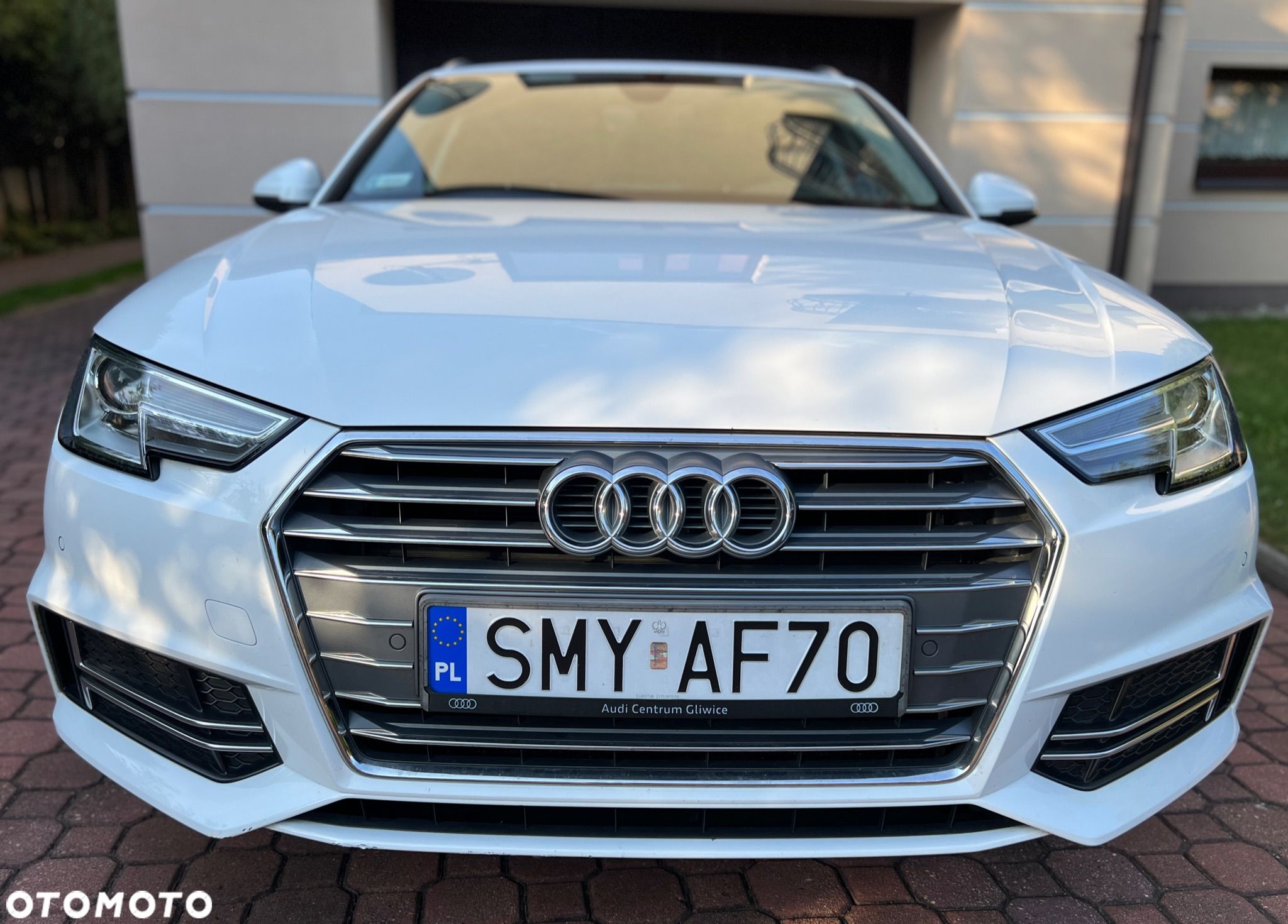 Audi A4 - 1