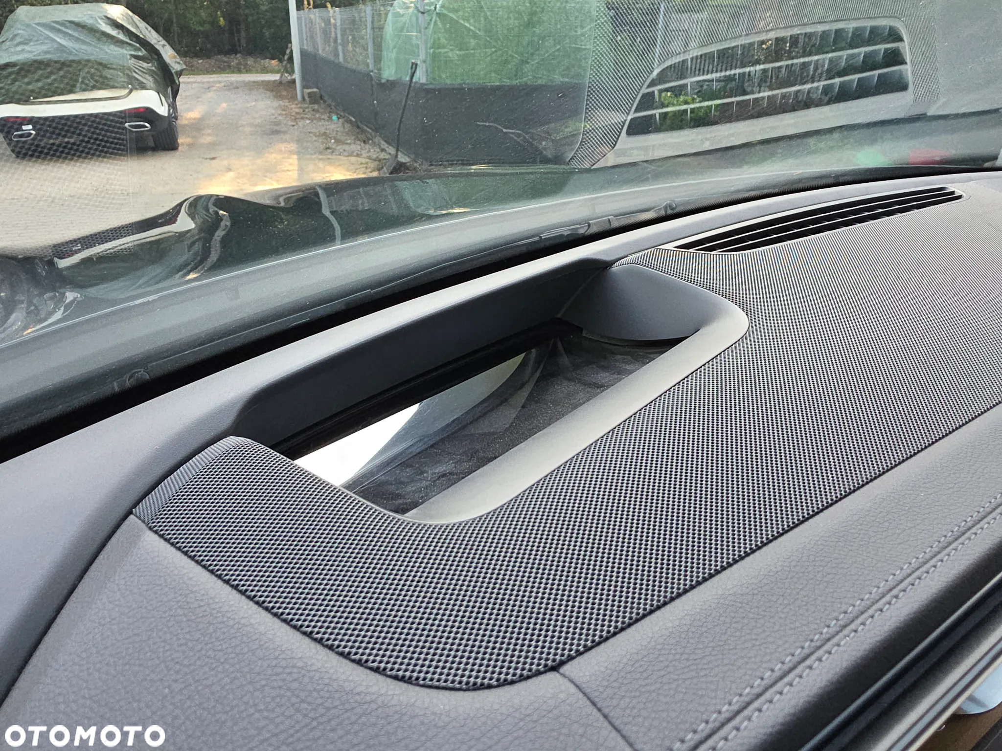 Mercedes-Benz GLE 300 d 4-Matic - 24