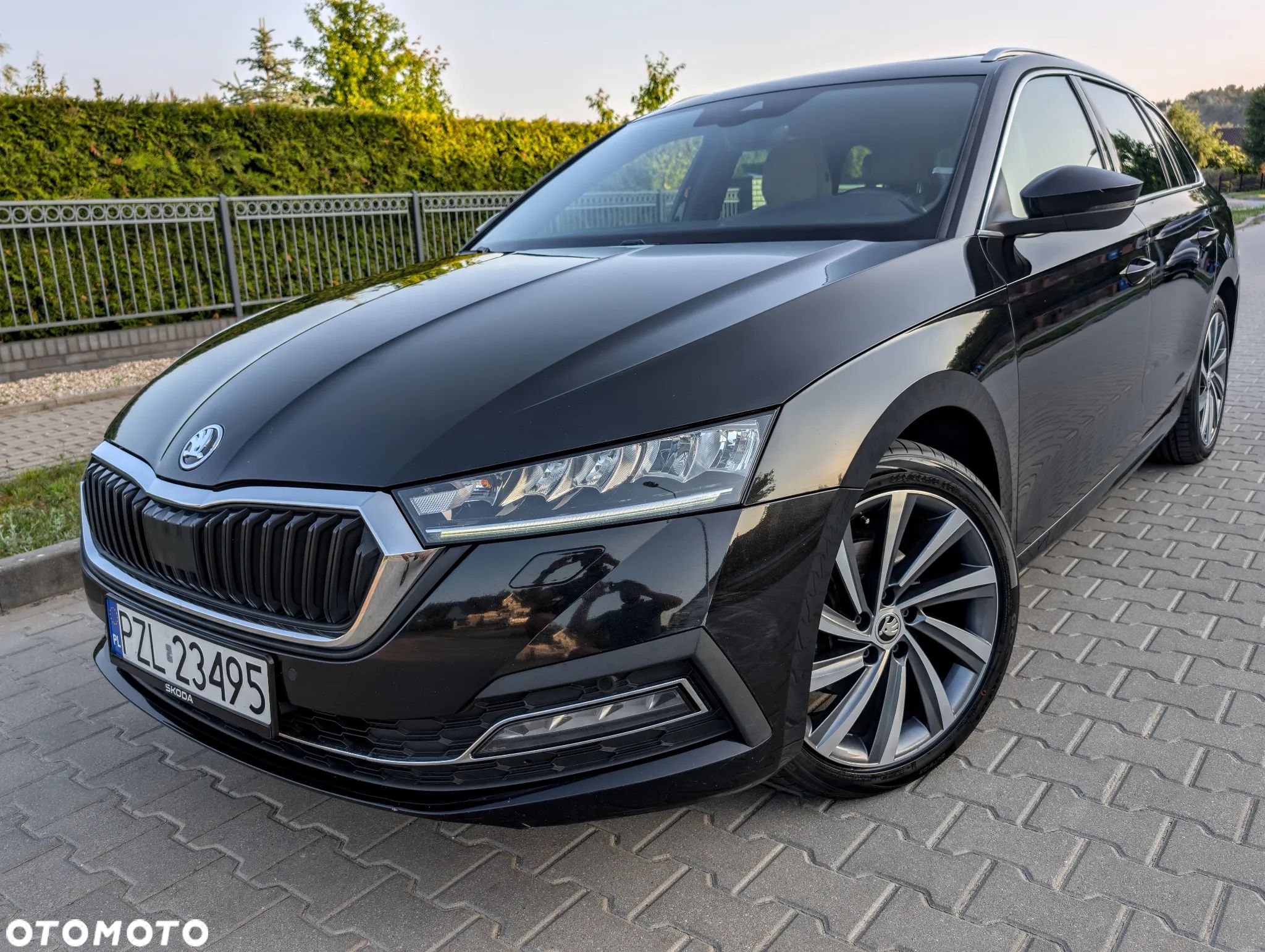 Skoda Octavia 2.0 TDI (Green tec) DSG Style - 1
