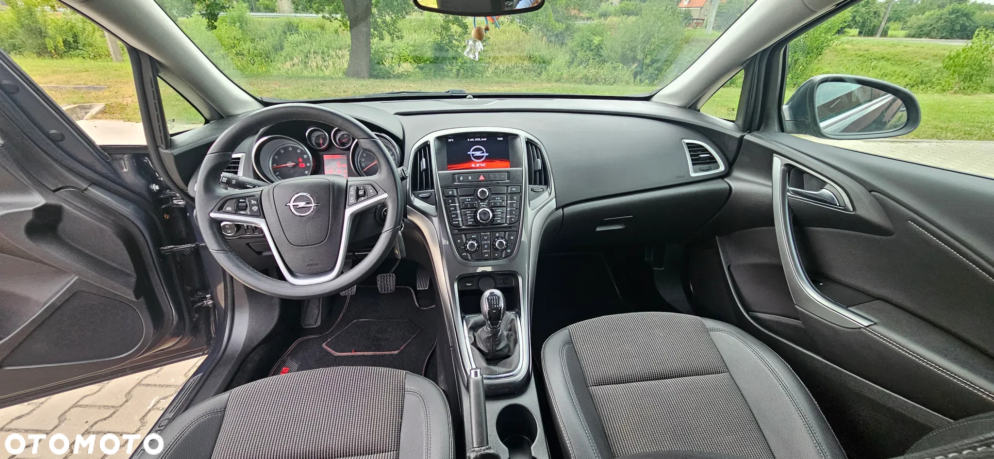 Opel Astra 1.4 Turbo Edition - 19