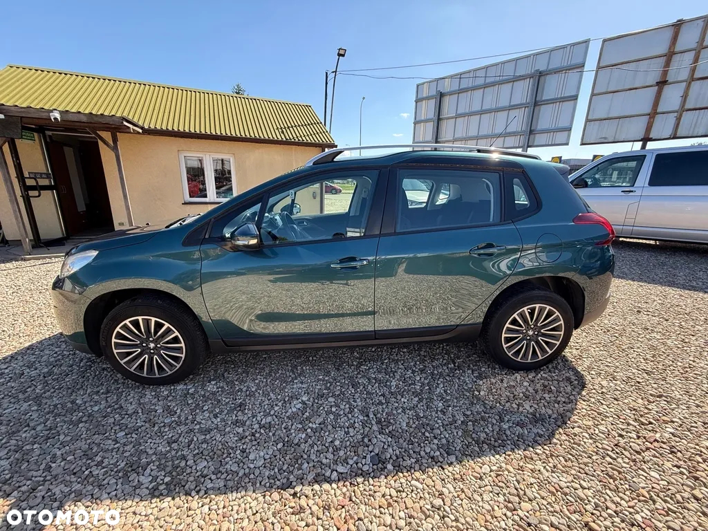 Peugeot 2008 1.2 Pure Tech Style - 6