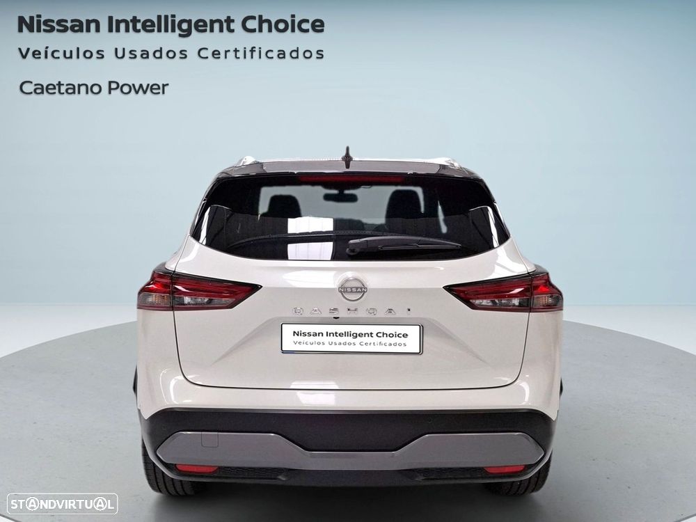 Nissan Qashqai 1.3 DIG-T N-Connecta LED+SKY - 11