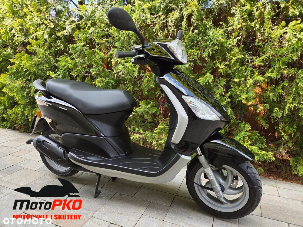 Piaggio FLY - 1
