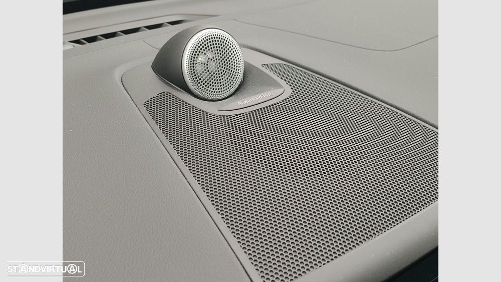 Volvo XC 60 2.0 T6 PHEV Ultra Dark AWD - 21