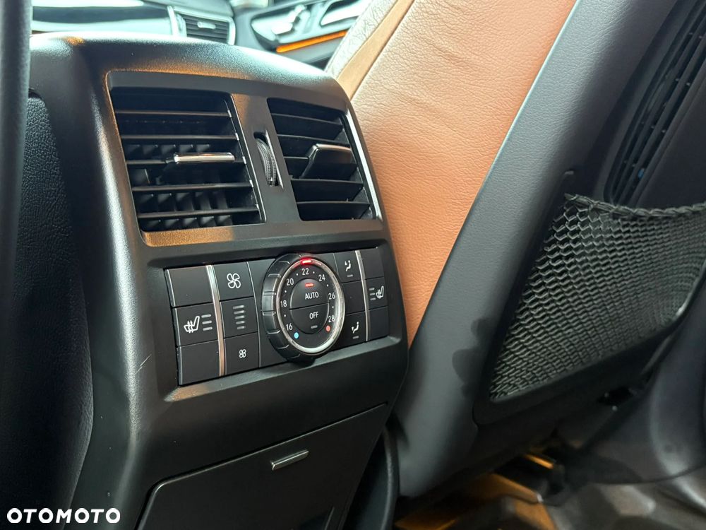 Mercedes-Benz GLE - 26