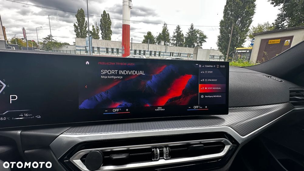 BMW Seria 3 330e xDrive - 24