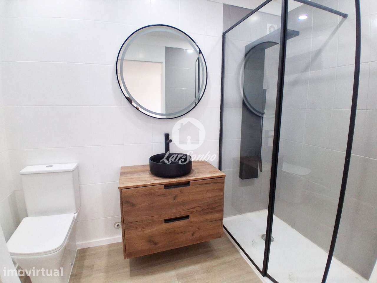 APARTAMENTO T3 REMODELADO - BAGUIM DO MONTE - Grande imagem: 2/19