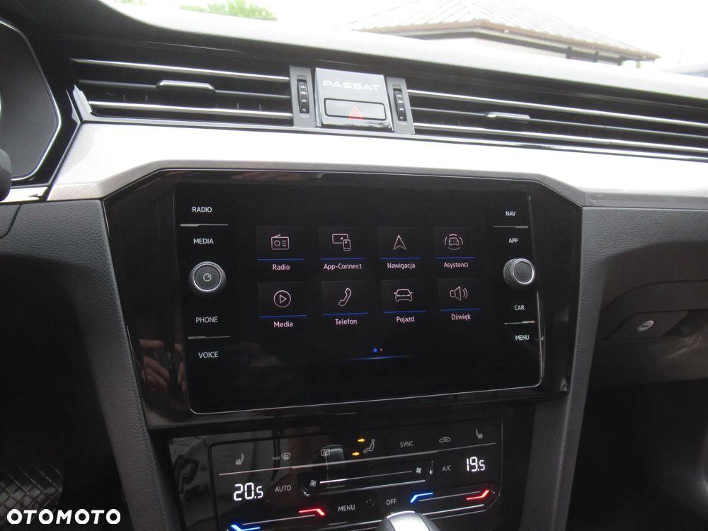 Volkswagen Passat 1.5 TSI EVO Business DSG - 27
