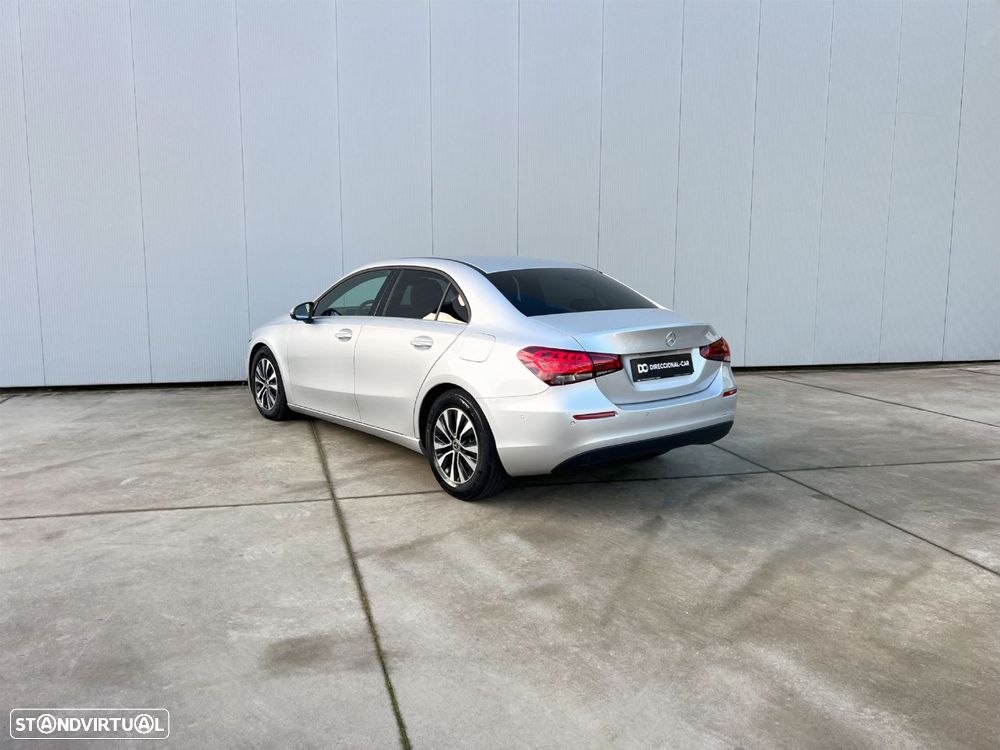 Mercedes-Benz A 180 Limousine d Business Solutions Aut. - 10