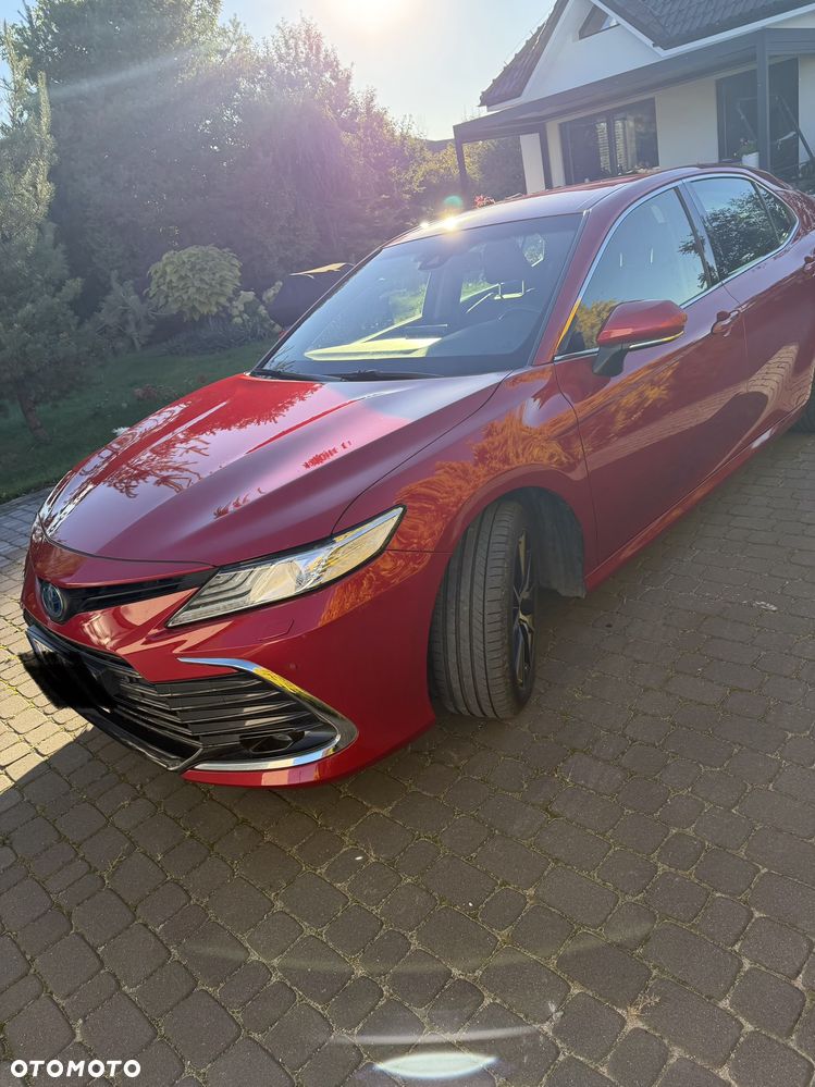 Toyota Camry 2021 photo 3