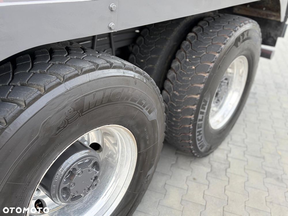 Volvo VOLVO FMX 380 / 8x4 / 13LITROWY SILNIK / EURO 5 / WYWROTKA TYLNOZSYPOWA / KAMERA COFANIA / SERWISOWANA / SPROWADZONA - 23