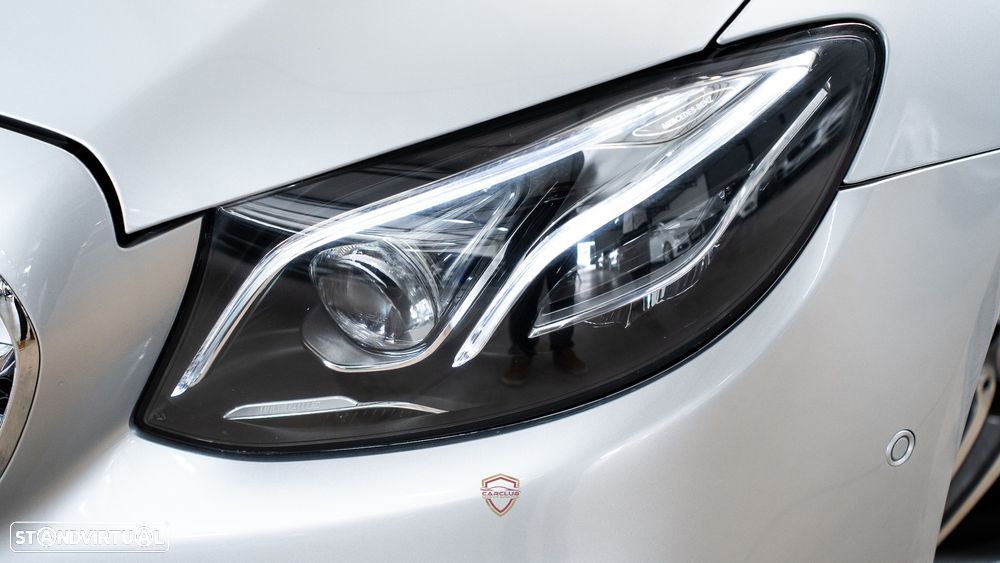 Mercedes-Benz E 300 de AMG Line - 3