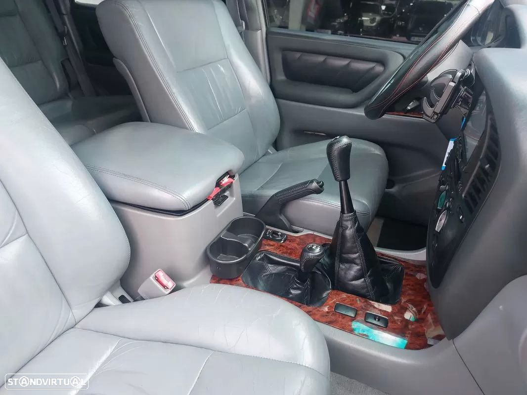 Toyota Land Cruiser SW 4.2 TDi - 25