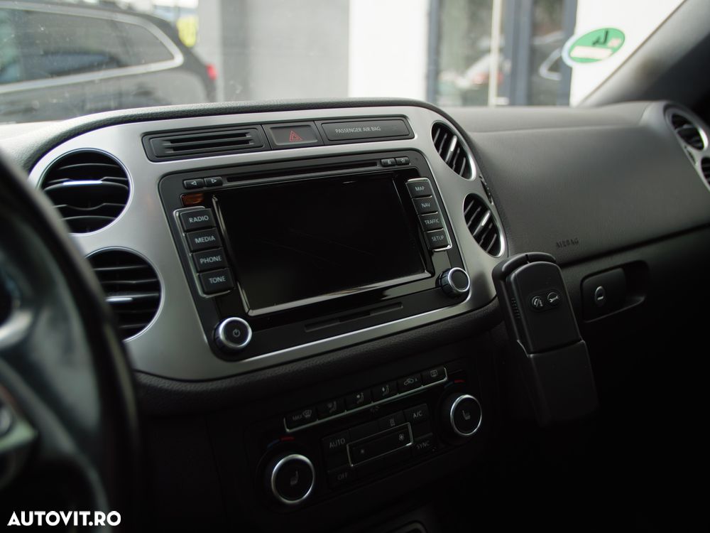 Volkswagen Tiguan 2.0 TDI 4Motion DSG BMT Sport & Style - 12