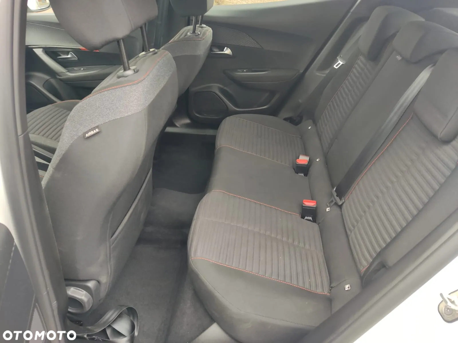 Peugeot 2008 - 28
