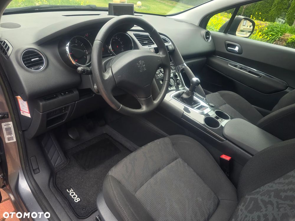 Peugeot 3008 1.6 Premium - 19