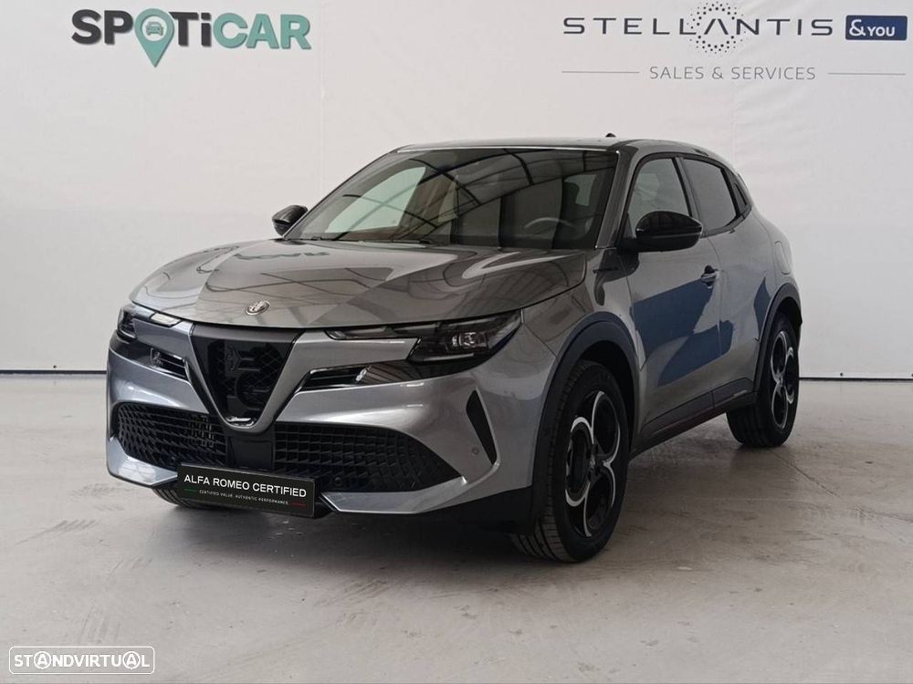 Alfa Romeo Junior 1.2 Speciale eDCT6