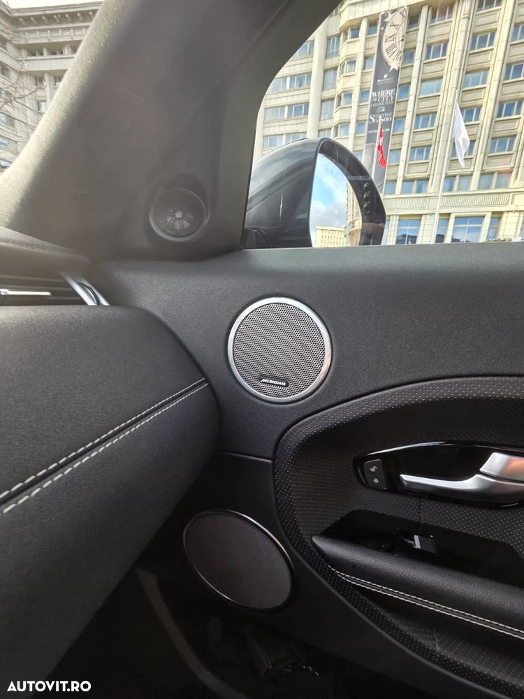 Land Rover Range Rover Evoque - 16