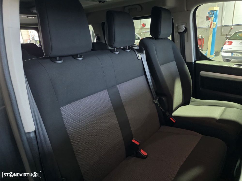 Peugeot Traveller - 20