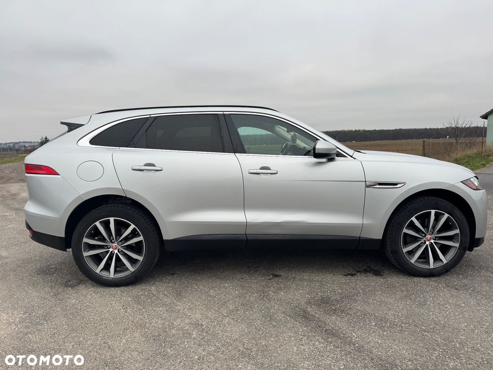 Jaguar F-Pace 2.0 i4P AWD Prestige - 8