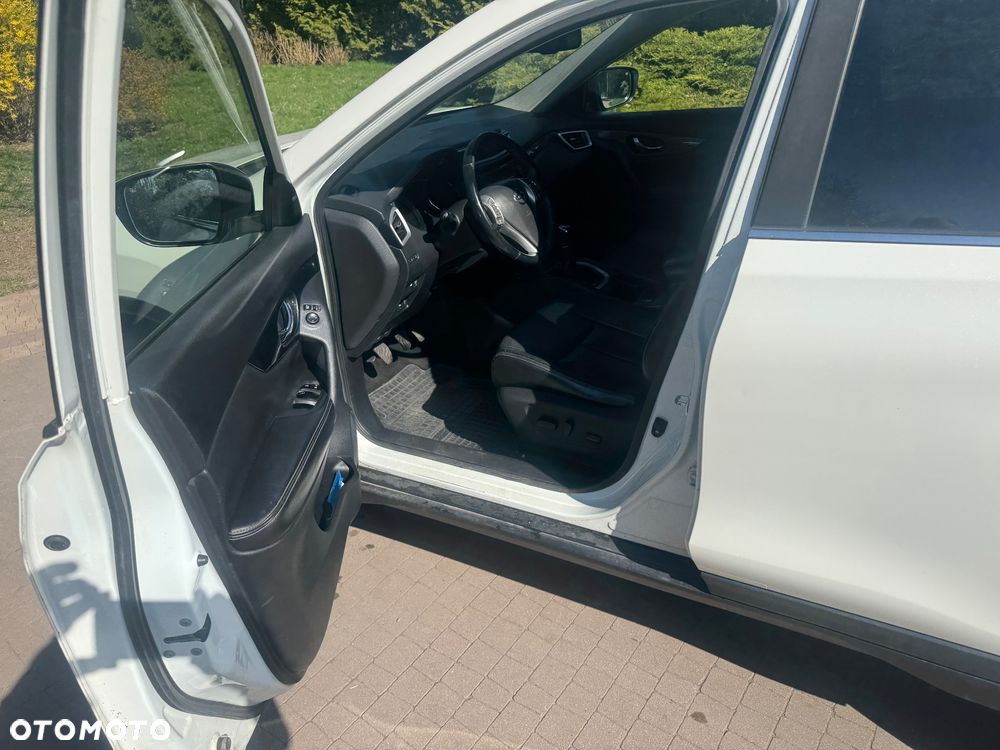 Nissan X-Trail 1.6 DIG-T Tekna - 14