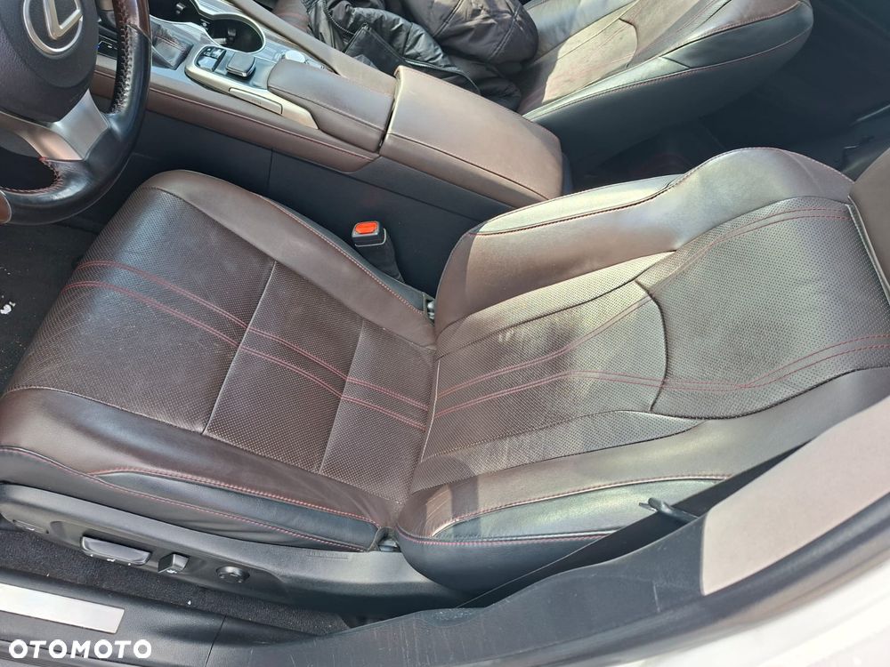 Lexus RX 450h (hybrid) - 17