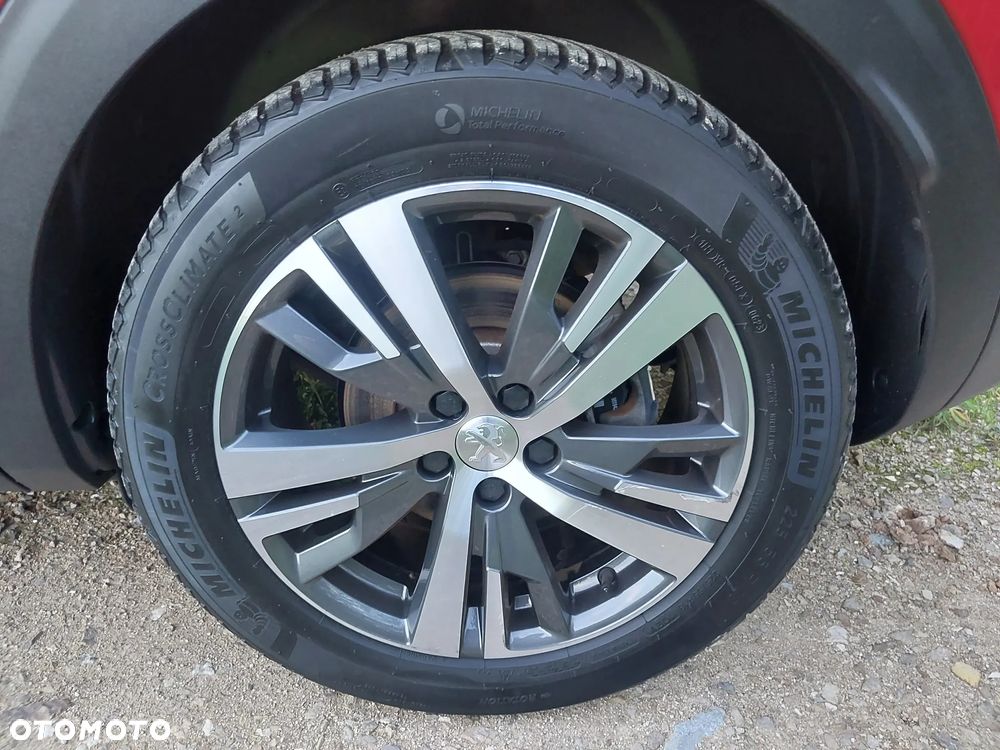 Peugeot 3008 1.6 PureTech HYbrid Allure S&S EAT8 - 33