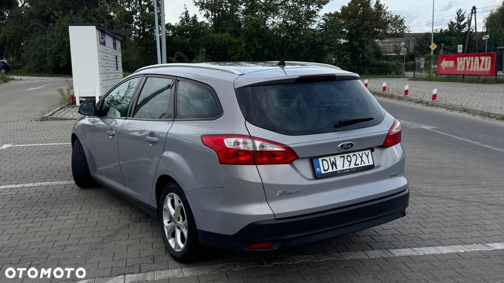 Ford Focus 1.0 EcoBoost Trend - 6