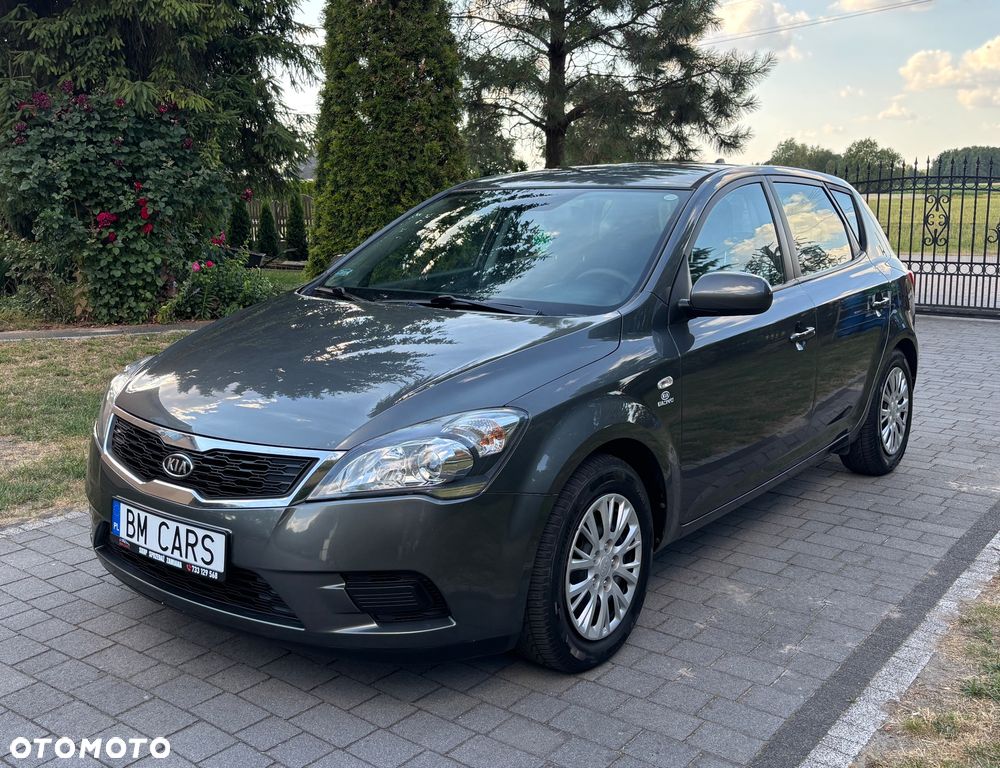 Kia Ceed 1.4 CVVT Vision - 2