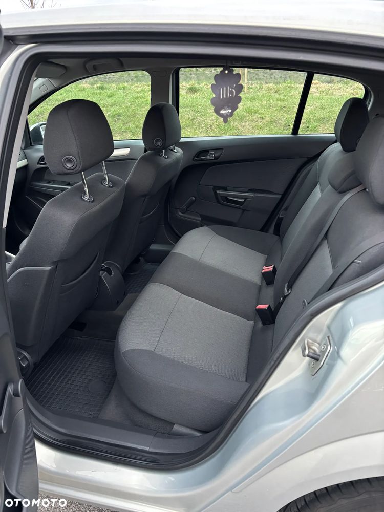 Opel Astra - 10