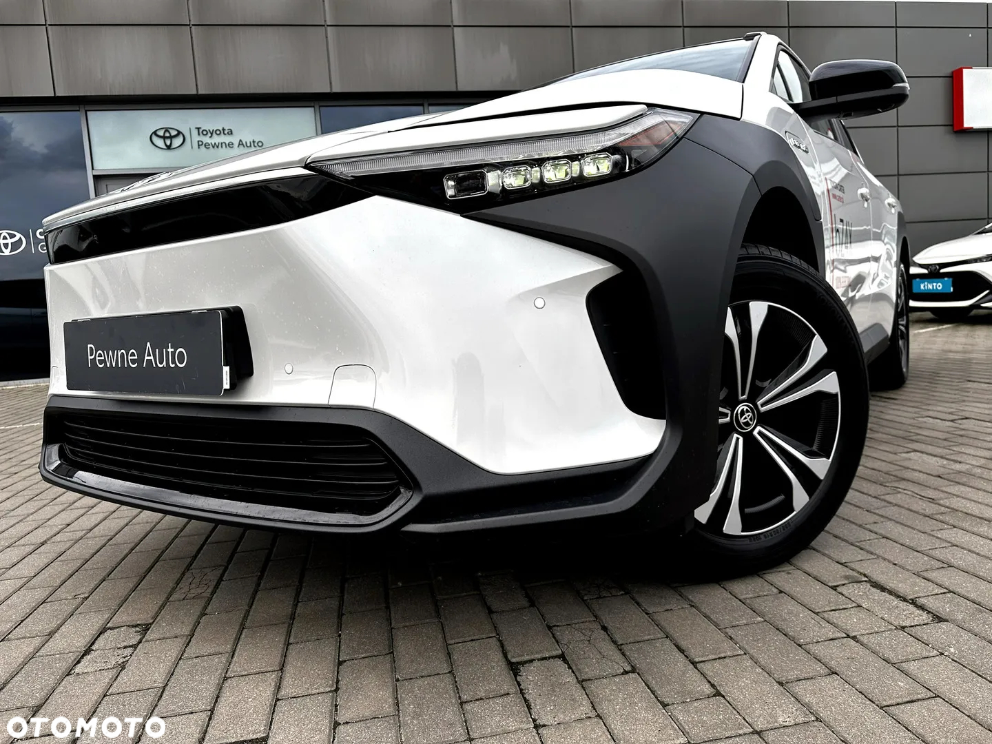 Toyota bZ4X 71.4kWh 4x4 Prestige - 2