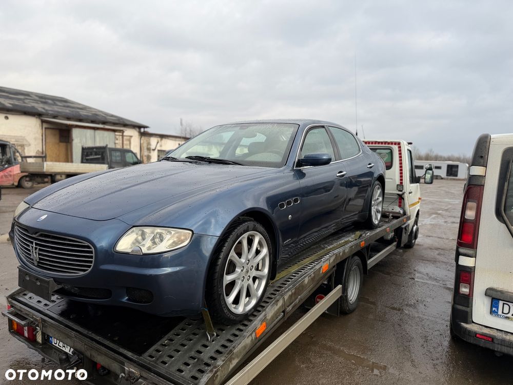 Maserati Quattroporte - 1