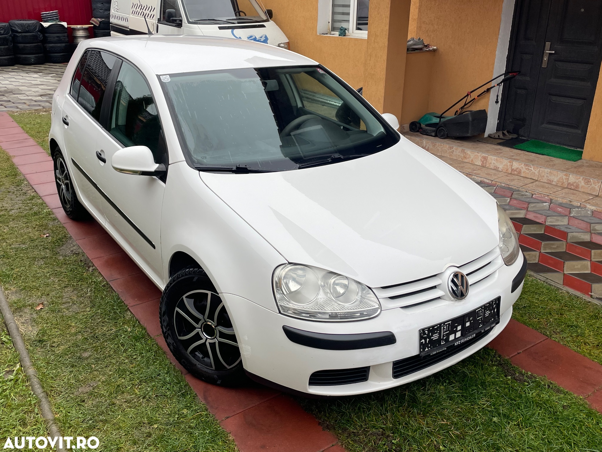Volkswagen Golf 1.9 TDI Comfortline - 2