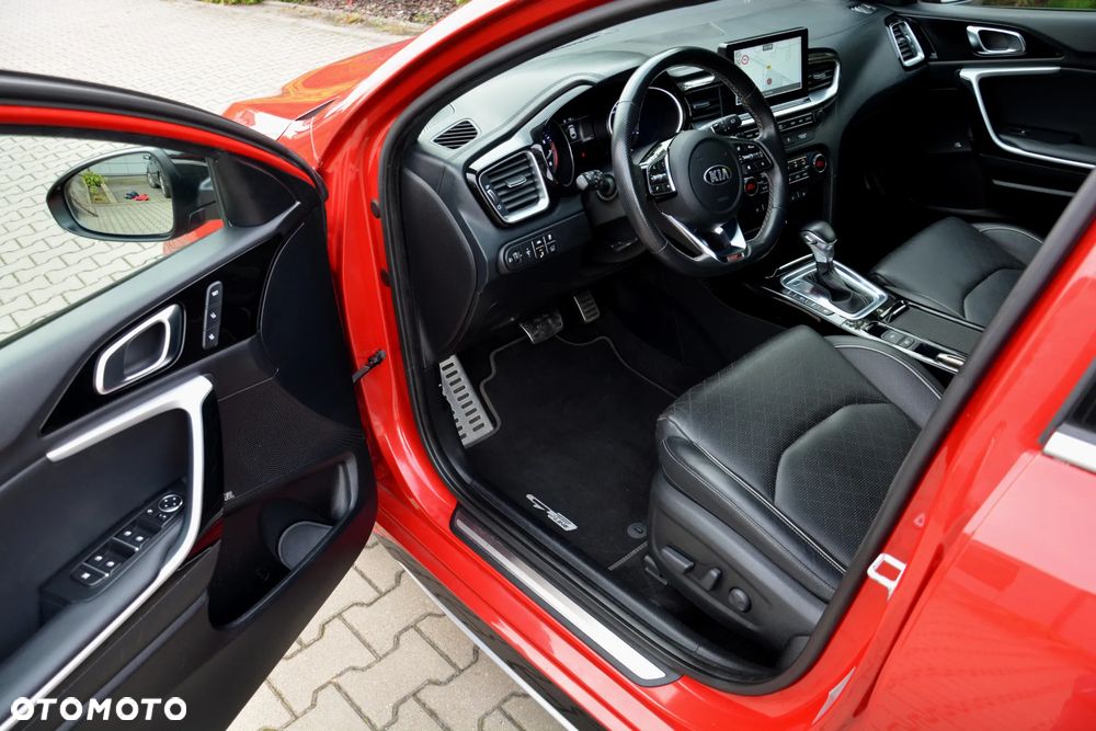 Kia ProCeed 1.4 T-GDI DCT7 OPF GT LINE - 3