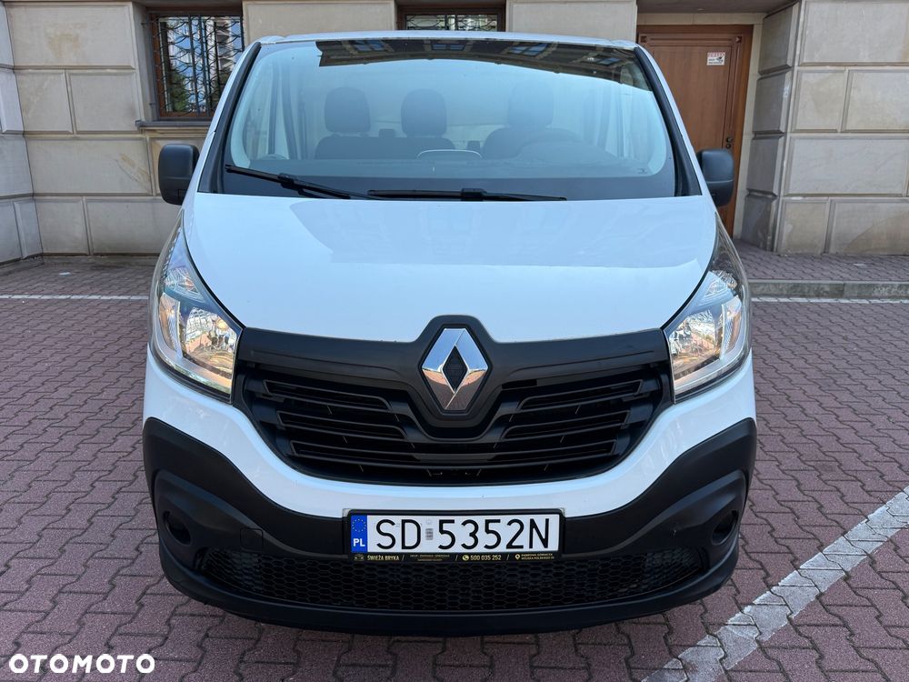 Renault Trafic - 2