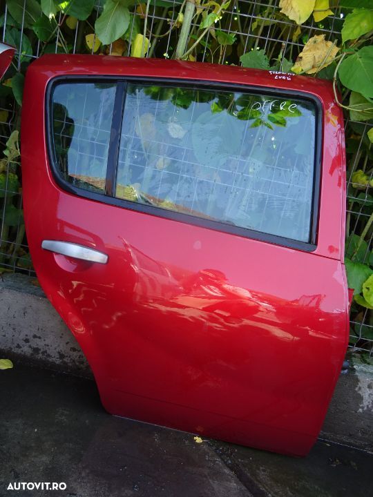 Vand Usa Spate Dacia Sandero Stepway din 2011 volan pe stanga fara rugina fara lovituri - 2