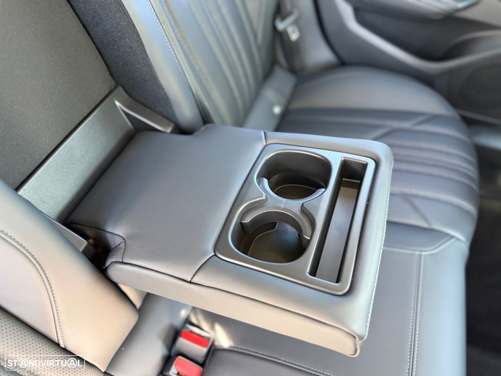 Peugeot 308 SW 1.6 Hybrid Allure e-EAT8 - 48