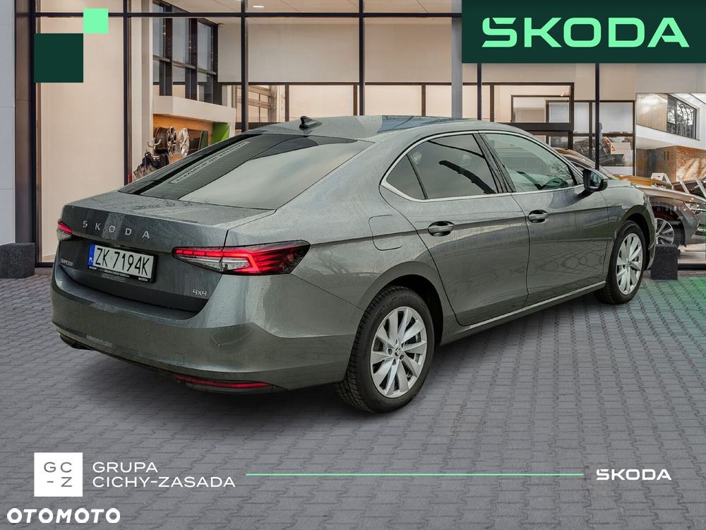 Skoda Superb 2.0 TDI SCR 4x4 Selection DSG - 5
