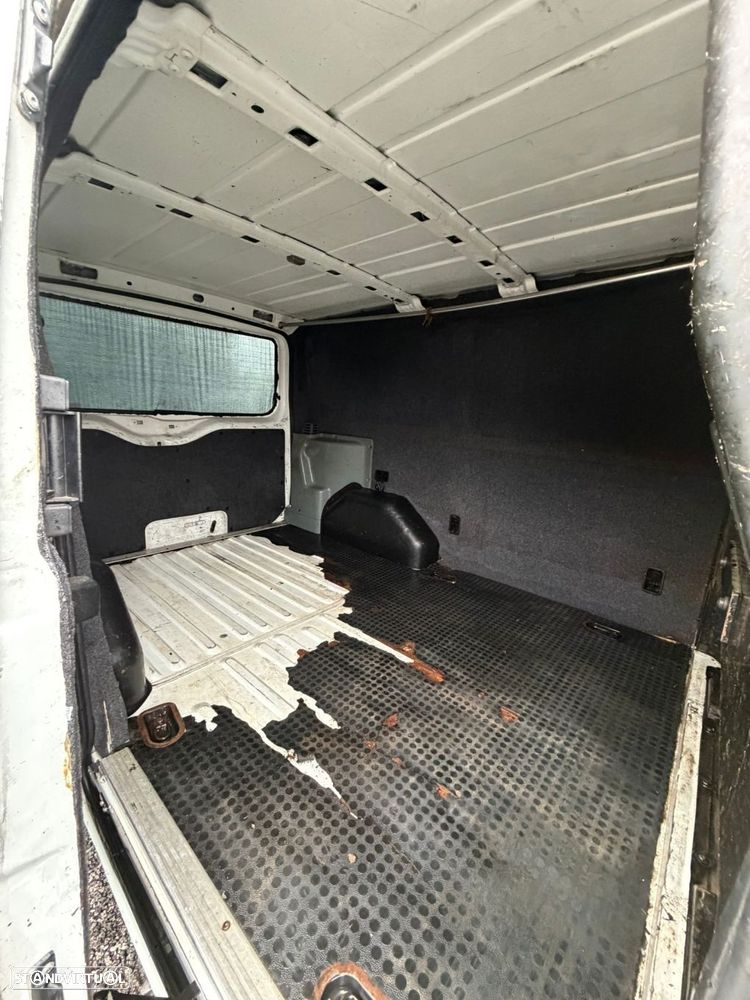 Ford Transit 2.2 TDCi - 9