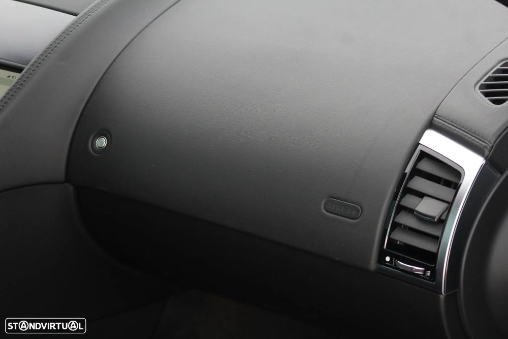 Jaguar F-Type 2.0 i4 R-Dynamic Black - 51