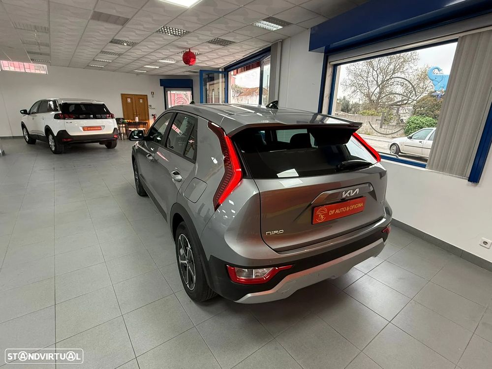 Kia Niro 1.6 GDi HEV - 10