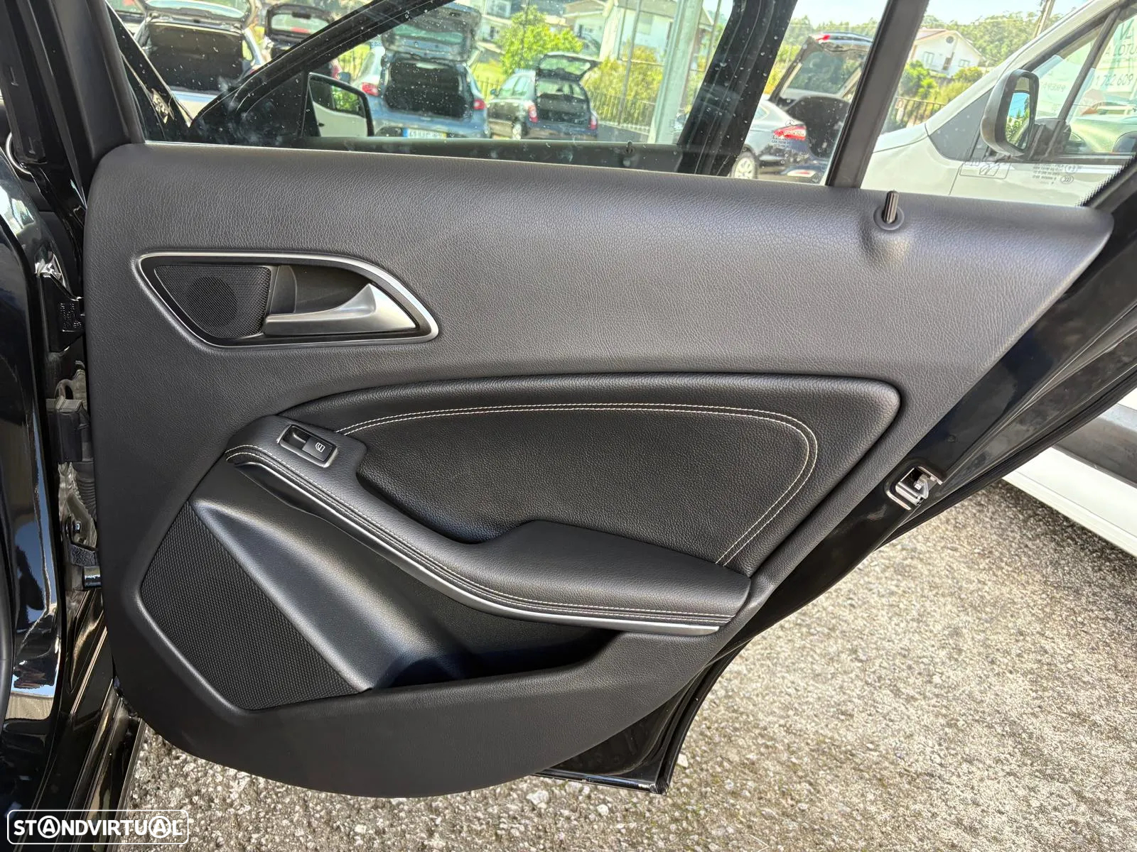Mercedes-Benz A 180 CDI (BlueEFFICIENCY) Urban - 32