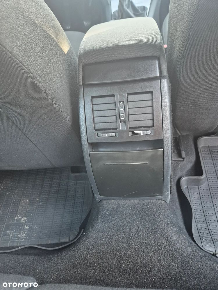 Skoda Octavia 1.4 TSI Family - 14