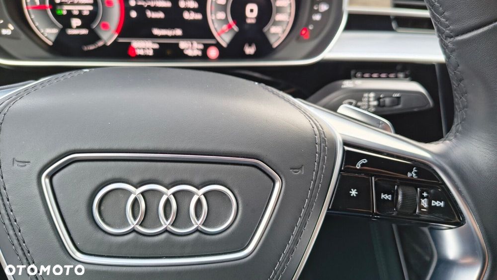Audi A8 - 18