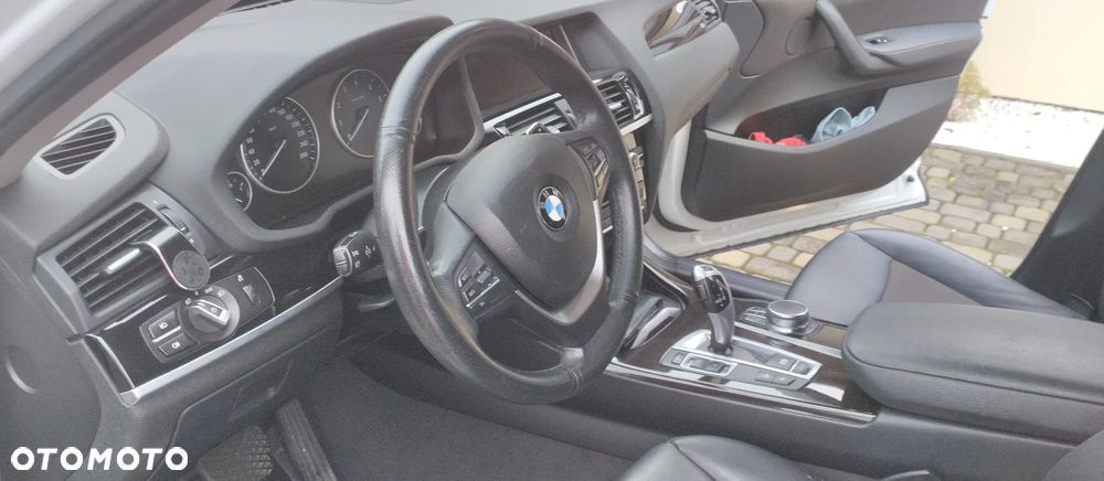BMW X4 xDrive20i xLine - 5