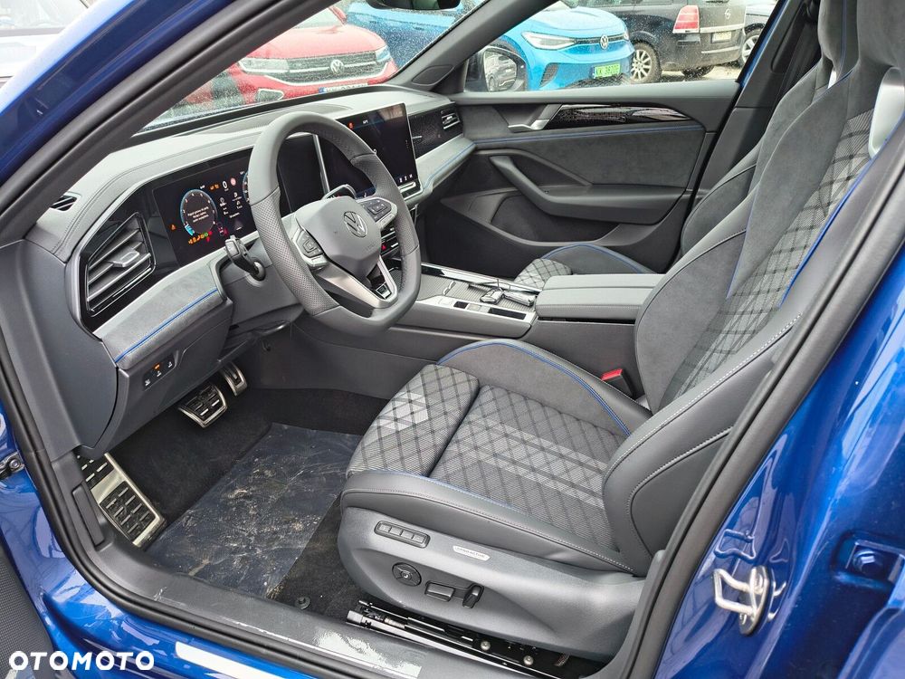 Volkswagen Passat - 16