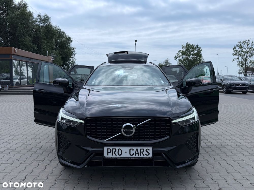 Volvo XC 60 B4 D AWD Plus Dark - 14